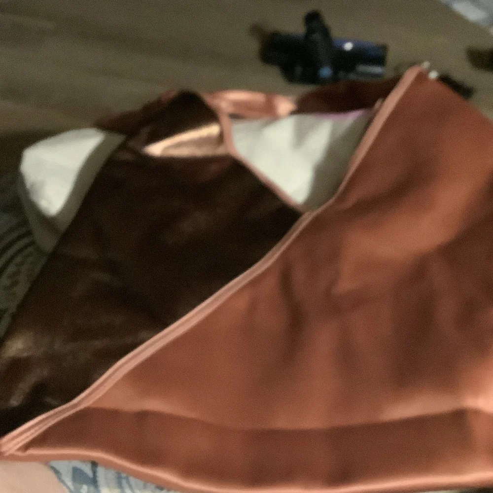NWT Victoria's Secret Bronze and Pink Hobo Bag